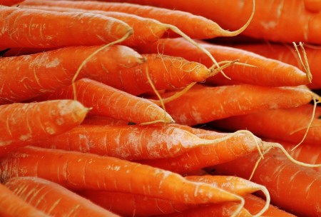 Carrots for carrot bread