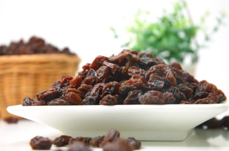 raisins for raisin pie
